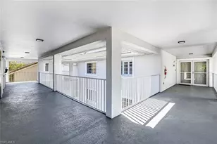 760 Waterford Dr, Naples, FL 34113 - Photo 17