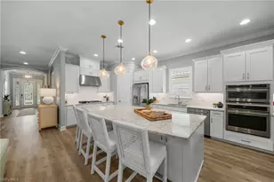 9345 Terresina Dr, Naples, FL 34119 - Photo 7