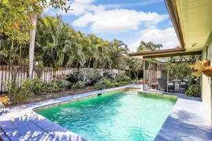 3523 Santiago Way, Naples, FL 34105 - Photo 17