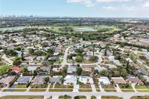 3523 Santiago Way, Naples, FL 34105 - Photo 37