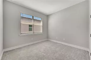 437 Tamarindo Ln, Naples, FL 34114 - Photo 17