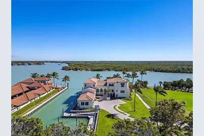 100 Bay Rd, Naples, FL 34102 - Photo 9