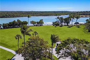 100 Bay Rd, Naples, FL 34102 - Photo 7