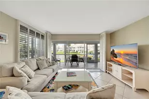 6131 Pelican Bay Blvd, Naples, FL 34108 - Photo 3