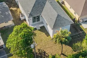 11607 Pawley Ave, Bonita Springs, FL 34135 - Photo 33