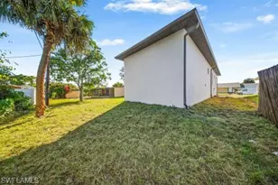 11607 Pawley Ave, Bonita Springs, FL 34135 - Photo 41