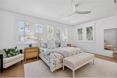 477 3rd Ave S #2, Naples, FL 34102 - Photo 17