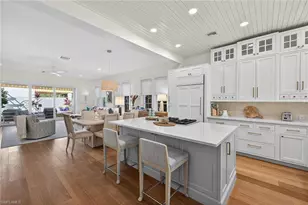 477 3rd Ave S, Naples, FL 34102 - Photo 9