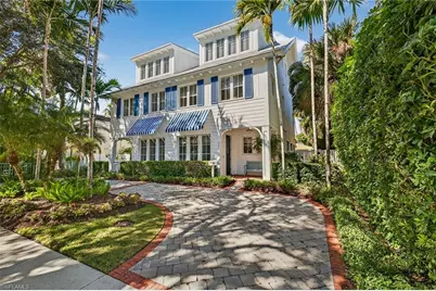 477 3rd Ave S #2, Naples, FL 34102 - Photo 1