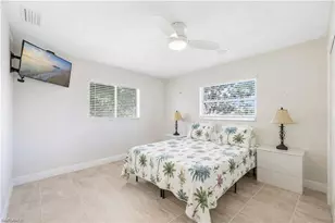 3461 Lakeview Dr, Naples, FL 34112 - Photo 29