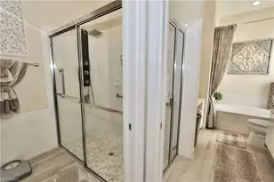 5495 Freeport Ln, Naples, FL 34119 - Photo 35