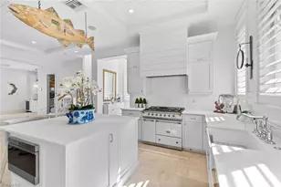 901 10th Ave S, Naples, FL 34102 - Photo 11