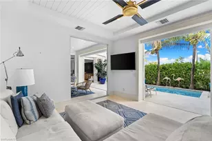 901 10th Ave S, Naples, FL 34102 - Photo 21