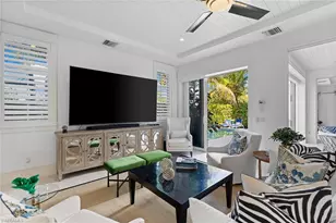 901 10th Ave S, Naples, FL 34102 - Photo 13