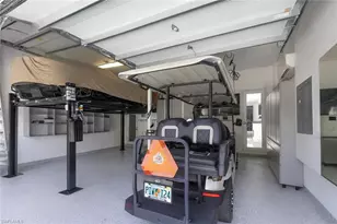 1021 6th St S, Naples, FL 34102 - Photo 41