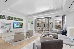 1021 6th St S, Naples, FL 34102 - Photo 11