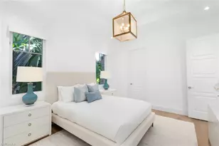 1021 6th St S, Naples, FL 34102 - Photo 25