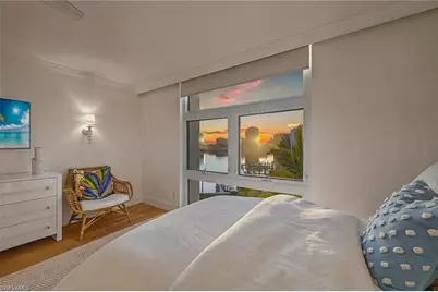 400 Park Shore Dr #400, Naples, FL 34103 - Photo 31