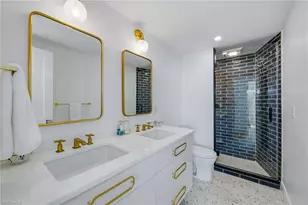 400 Park Shore Dr, Naples, FL 34103 - Photo 35