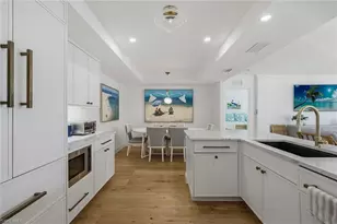 400 Park Shore Dr, Naples, FL 34103 - Photo 7