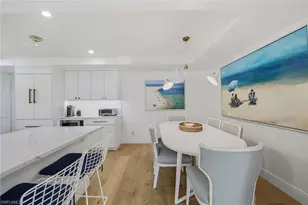 400 Park Shore Dr, Naples, FL 34103 - Photo 11