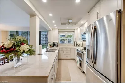 3000 Gulf Shore Blvd N #212, Naples, FL 34103 - Photo 3