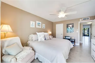 3000 Gulf Shore Blvd N #212, Naples, FL 34103 - Photo 15