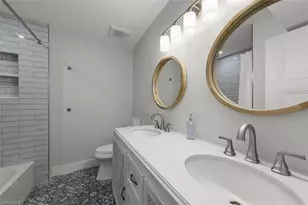 585 E Gulf Dr, Sanibel, FL 33957 - Photo 27