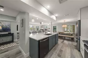 585 E Gulf Dr, Sanibel, FL 33957 - Photo 5