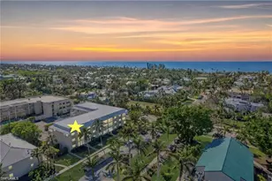 1021 3rd St S, Naples, FL 34102 - Photo 27