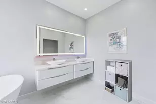 7368 Bristol Cir, Naples, FL 34120 - Photo 17