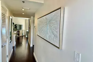 365 5th Ave S, Naples, FL 34102 - Photo 11