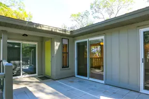 1046 Oak Forest Dr, Naples, FL 34104 - Photo 11