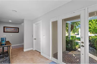 1104 6th St S #1, Naples, FL 34102 - Photo 3