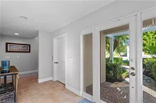 1104 6th St S, Naples, FL 34102 - Photo 3