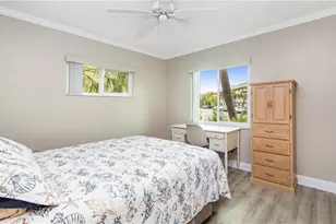 3032 Sandpiper Bay Cir, Naples, FL 34112 - Photo 29