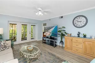 3032 Sandpiper Bay Cir, Naples, FL 34112 - Photo 9