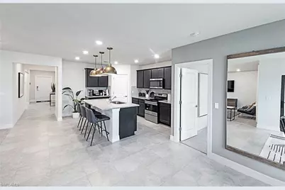 609 Oasis Lake Pl, Lehigh Acres, FL 33936 - Photo 5