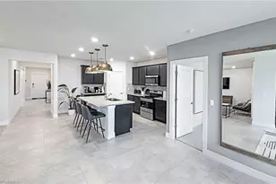 609 Oasis Lk Pl, Lehigh Acres, FL 33936 - Photo 5