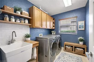 1278 Barrigona Ct, Naples, FL 34119 - Photo 9