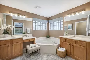 1278 Barrigona Ct, Naples, FL 34119 - Photo 5