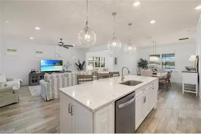 7545 Geranium Way, Naples, FL 34114 - Photo 13