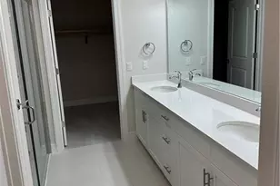 214 Indies Dr E, Naples, FL 34114 - Photo 5