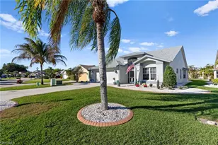 18048 Horseshoe Bay Cir, Fort Myers, FL 33967 - Photo 3