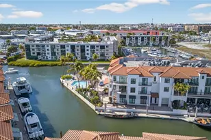 1540 5th Ave S, Naples, FL 34102 - Photo 3