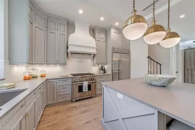 434 3rd Ave S, Naples, FL 34102 - Photo 1