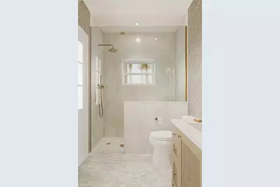 335 Burning Tree Dr, Naples, FL 34105 - Photo 15