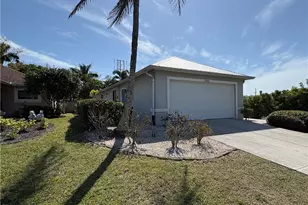 2500 Lee St, Naples, FL 34112 - Photo 35