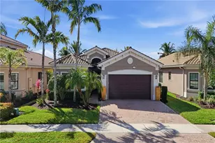 13843 Luna Dr, Naples, FL 34109 - Photo 3