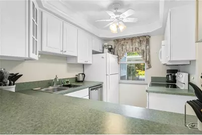 3100 Binnacle Dr #104, Naples, FL 34103 - Photo 5
